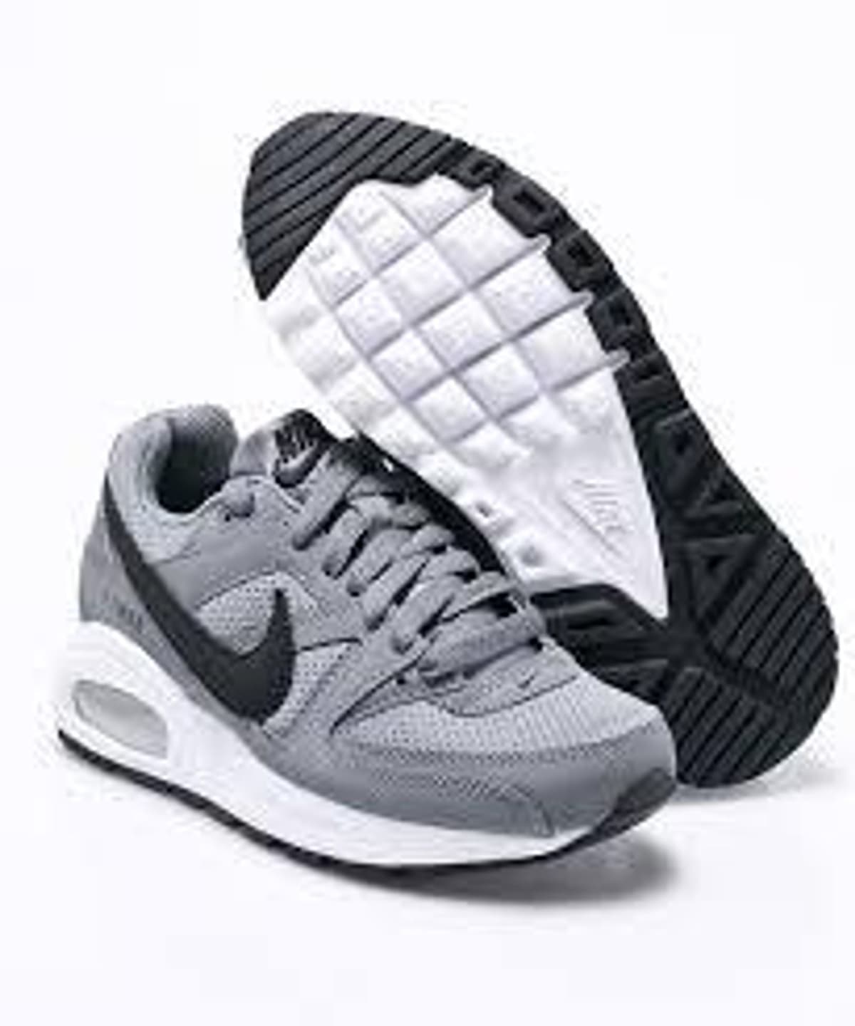 NIKE COMAND