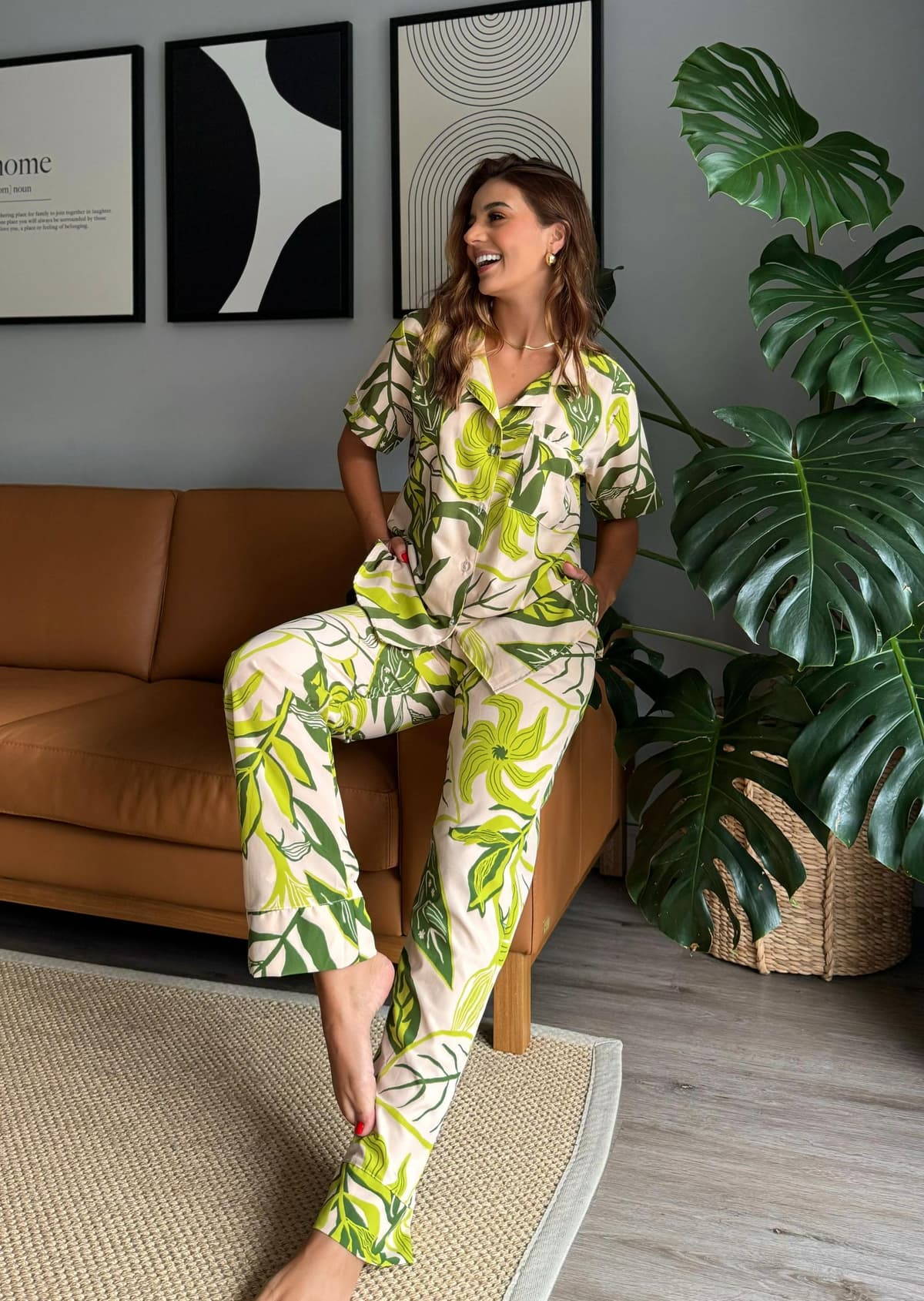 Conjunto camisa y pantalón largo