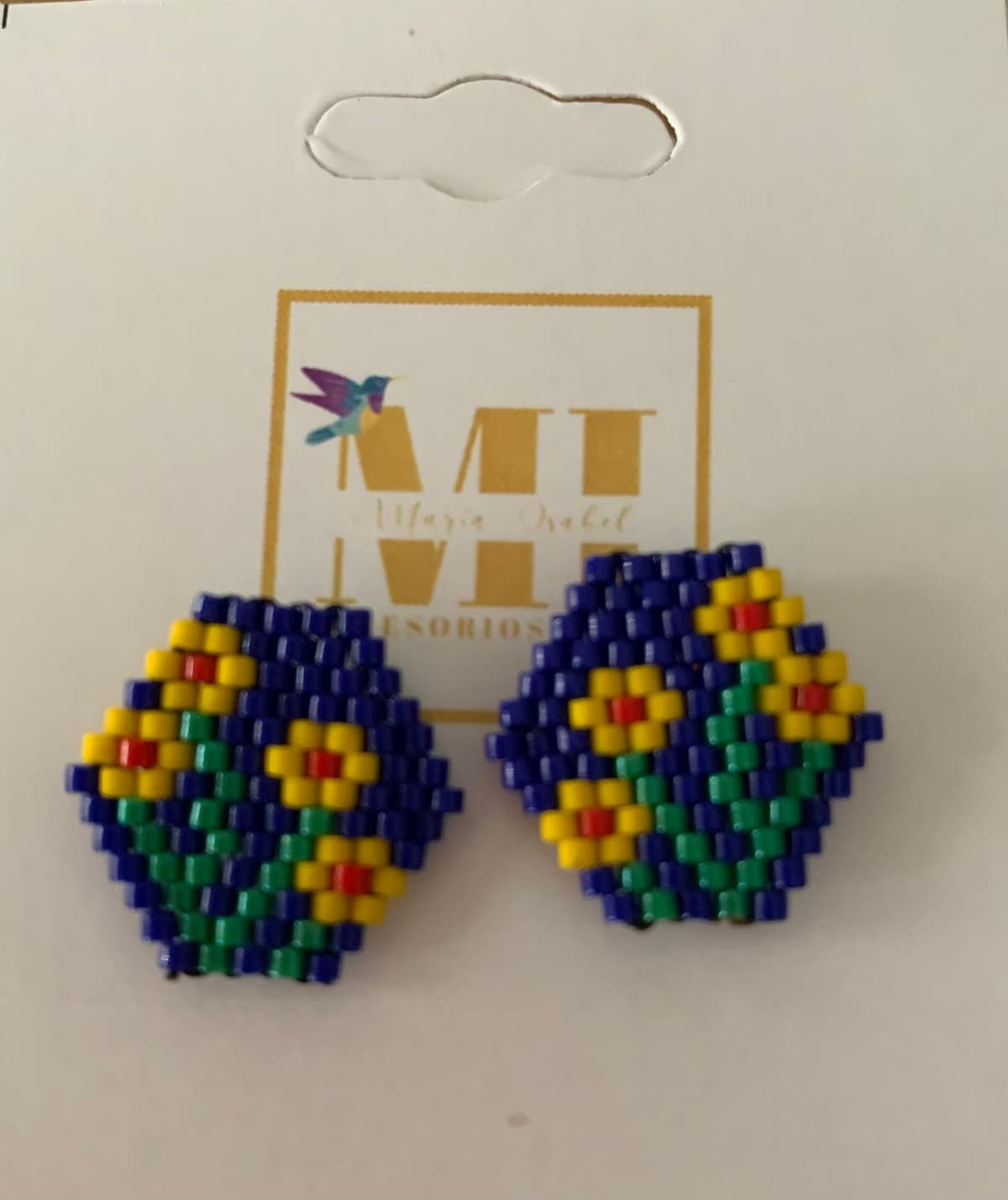 Aretes pequeño azul