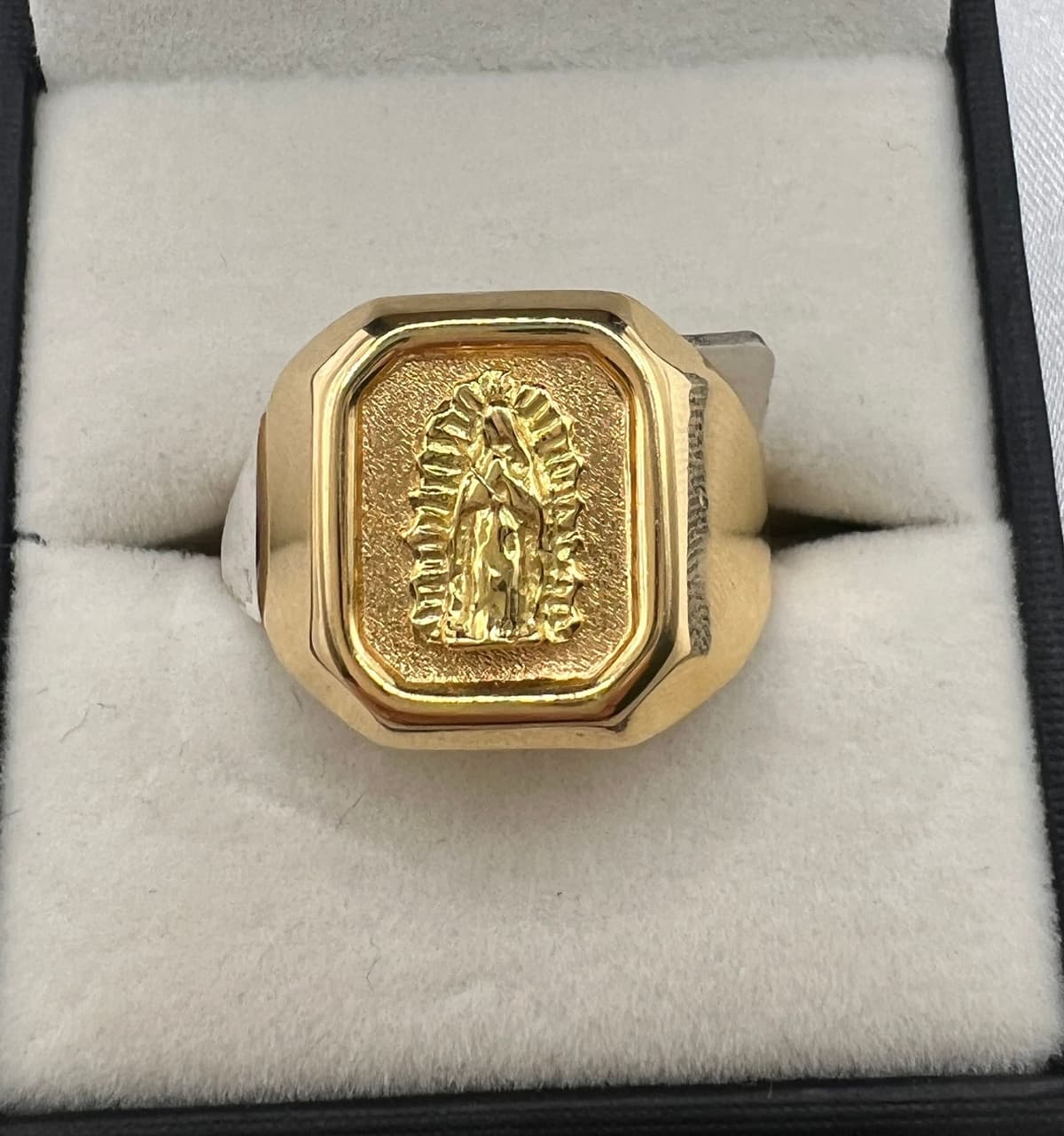 Anillo virgen guadalupe