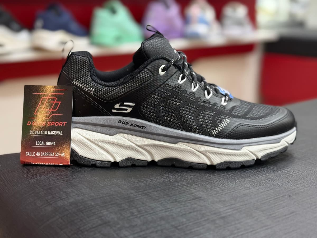 SKECHERS